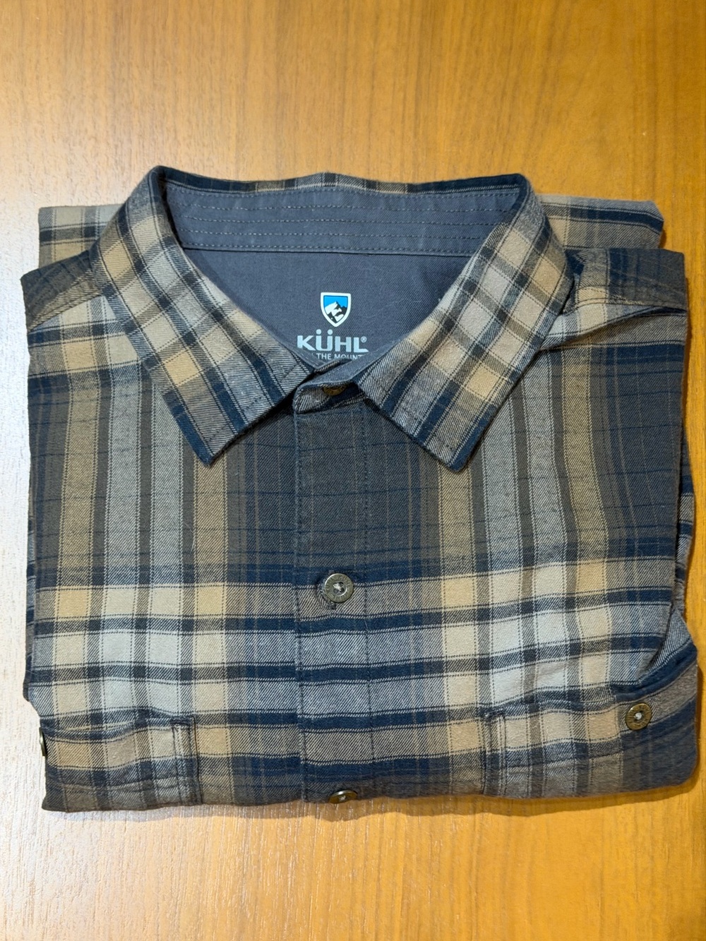 Kuhl Men’s Descendr Shirt, Medium,  Gray and Tan Plaid Lojg Sleeve